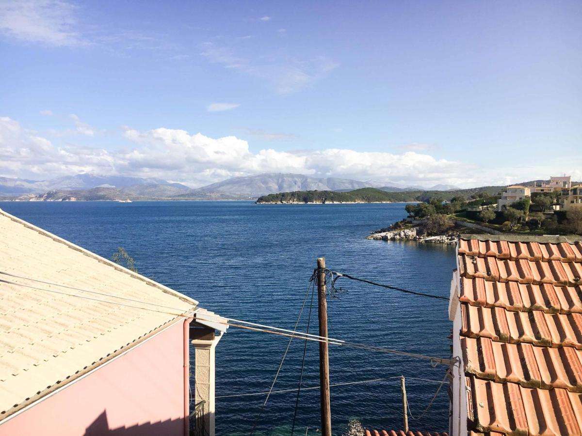 Villa Gabriela'S Seaside House Kassiopi Exterior foto